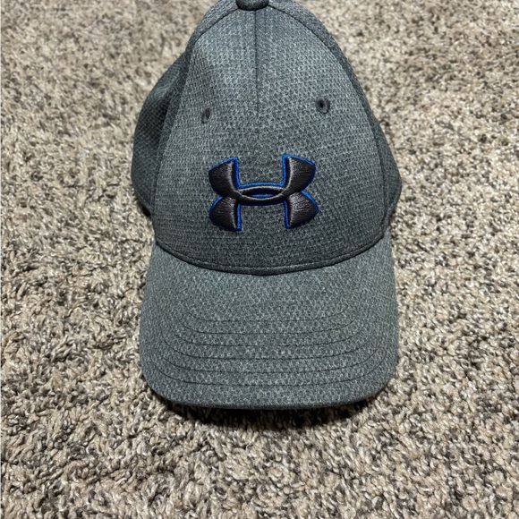Under Armour Kids Gray Hat with Blue Logo - Picture 1 of 3